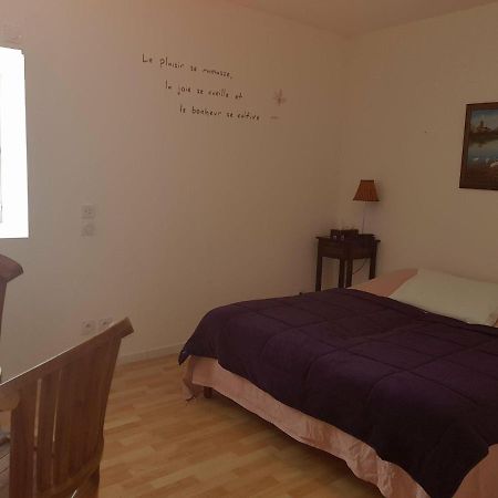 Les Essarts  Chez Val Et Fred 85 B&B 외부 사진